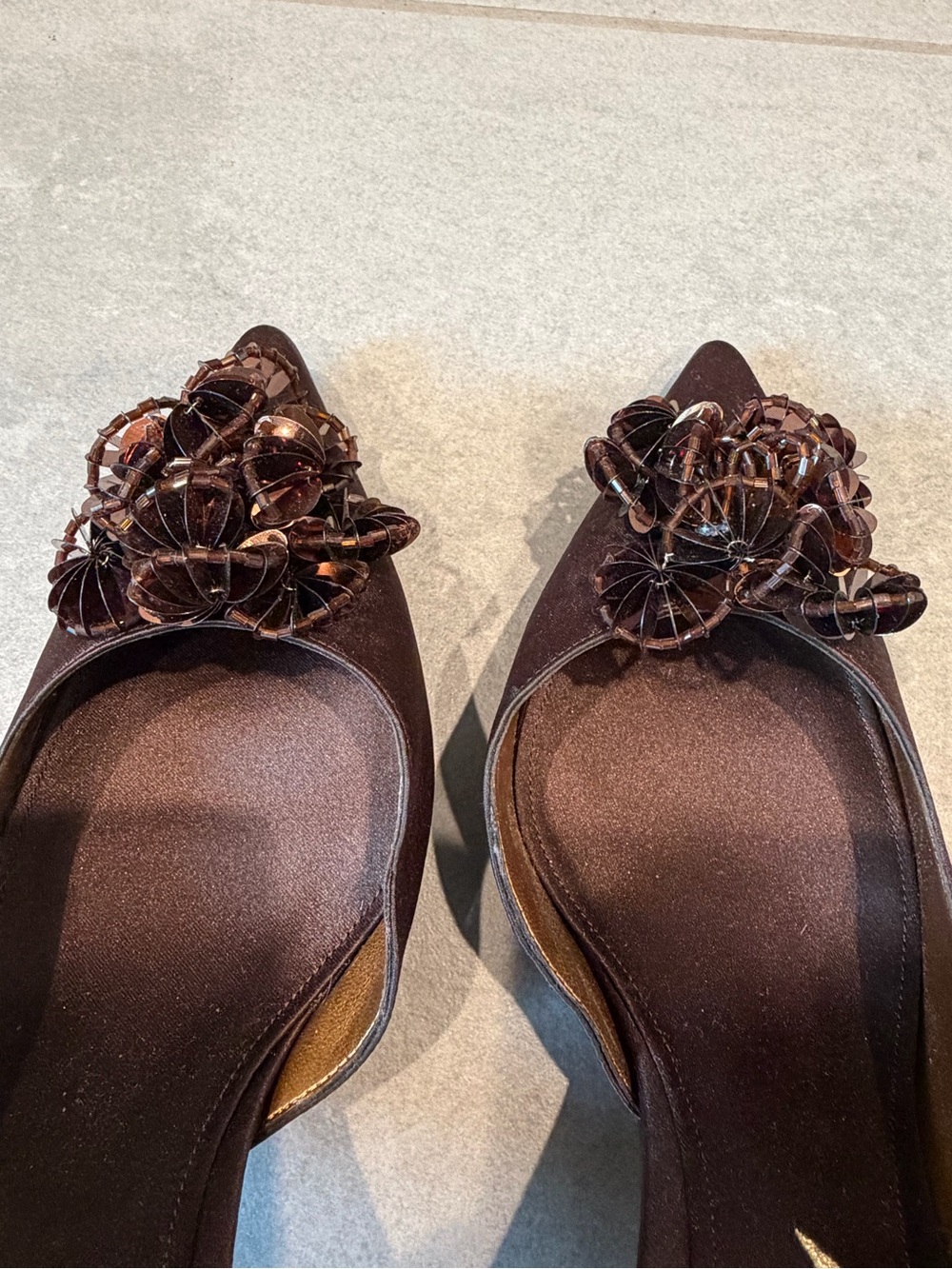 Nina Brown Satin Pointed-Toe Floral Beaded Women's Pumps 7.5 NWOT - Picture 14 of 17